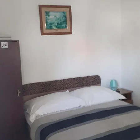 Czinger Vendégszobák Casa de hóspedes Mosonmagyaróvár