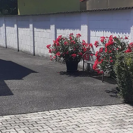 Casa de hóspedes Czinger Vendégszobák Mosonmagyaróvár