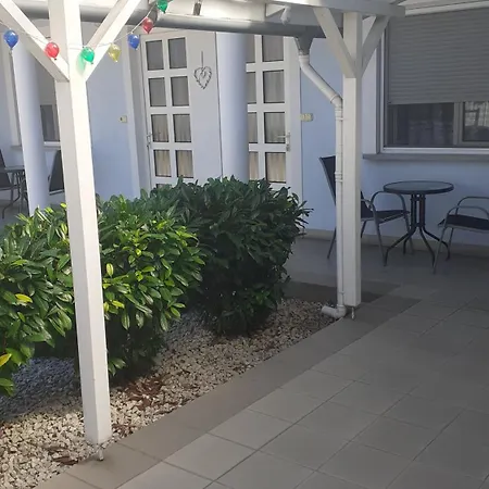 Czinger Vendégszobák Casa de hóspedes